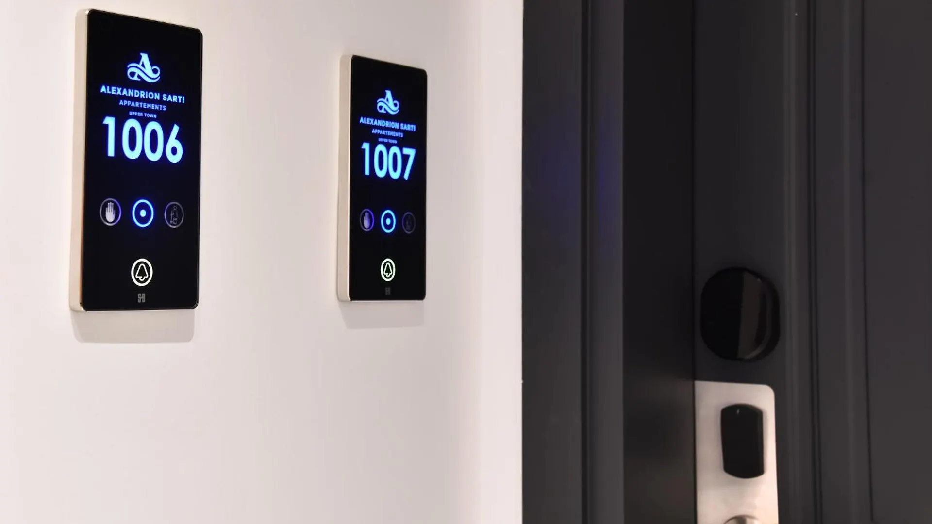 Апарт-отель Alexandrion Appartements Upper Town Сарти